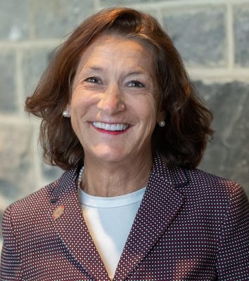 Elizabeth McClanahan